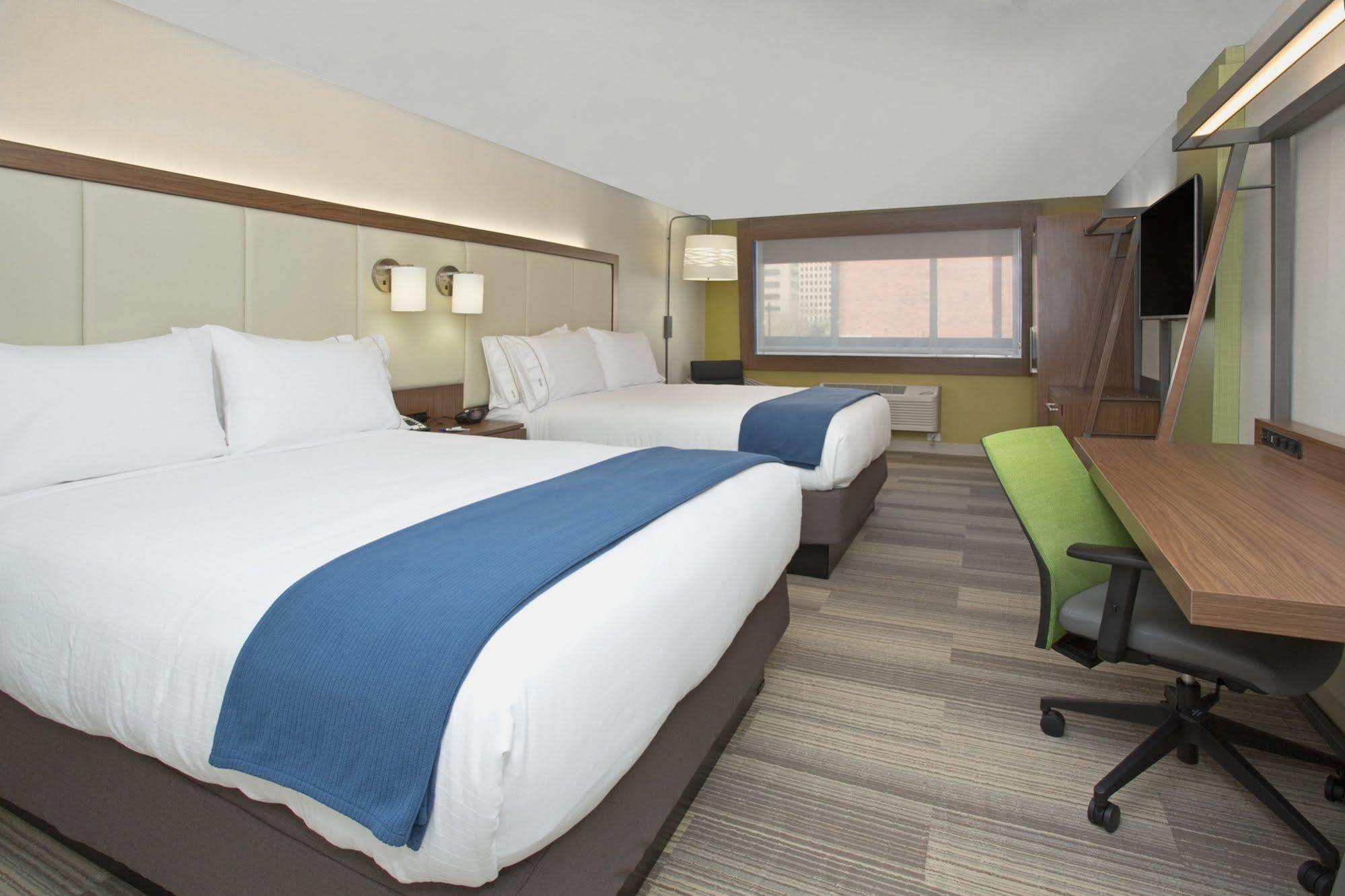Holiday Inn Express & Suites - Cincinnati Ne - Red Bank Road, An Ihg Hotel Exterior photo
